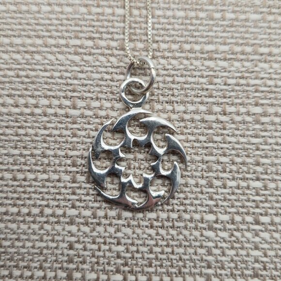 22 Inch Sterling Silver Ninja Blade Style Pendant Necklace A4339 - Picture 3 of 7